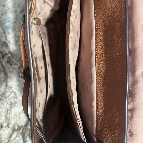 KATE SPADE~Leila~Large Flap Drawstring Backpack Warm Gingerbread Brown Leather - Picture 4 of 4